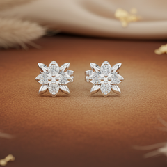 Garden Glow Signature 8 Stone Diamond