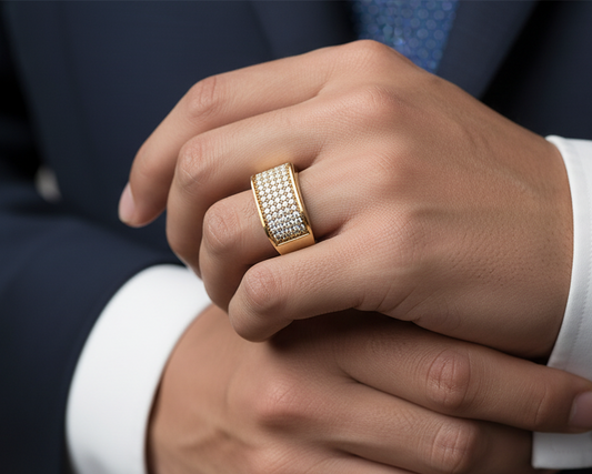 Sleek Tapered Shank with Grid-Pattern Diamond