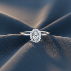 Oval Single Halo Lab Grown