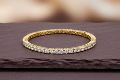Classic Four-Prong Round Diamond Essential Link