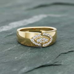 Oval Pave Diamond Split-Shank
