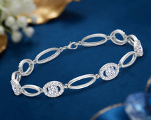 Load image into Gallery viewer, Oval and Circular Diamond Link Bracelet