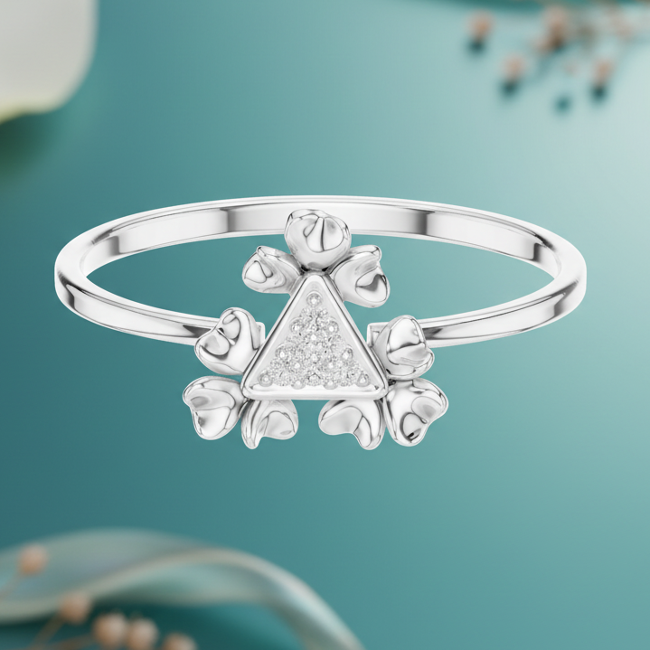 Triangle Cluster Flower Diamond