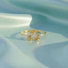 Load image into Gallery viewer, Triangle Cluster Flower Diamond