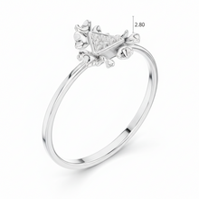 Load image into Gallery viewer, Triangle Cluster Flower Diamond