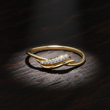 Load image into Gallery viewer, Sinuous Infinity Boundless Curve Diamond