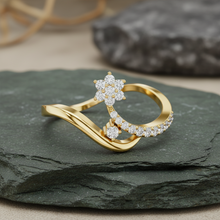 Load image into Gallery viewer, Stellar Crescent Halo Diamond Sparkle
