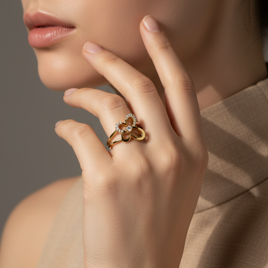 Modern Openwork Butterfly Delicate Lattice Diamond