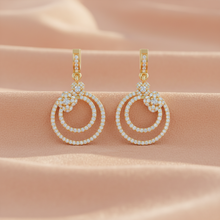 Load image into Gallery viewer, Concentric Circle Diamond Blossom