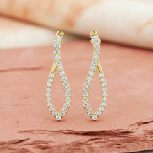 Load image into Gallery viewer, Twisted Teardrop Diamond Luminary