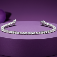 Load image into Gallery viewer, Chic &amp; Sleek Gold Round Diamond Bracelet