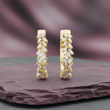 Load image into Gallery viewer, Zig-Zag Baguette Diamond