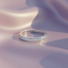 Load image into Gallery viewer, Classic Diamond Channel