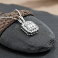 Load image into Gallery viewer, Rectangle Style Baguette Round Cluster Diamond