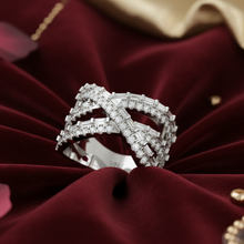 Load image into Gallery viewer, Spiral Baguette &amp; Round Brilliant Diamond Twisted Shank Cocktail