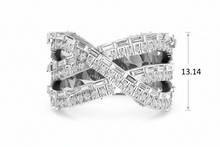 Load image into Gallery viewer, Spiral Baguette &amp; Round Brilliant Diamond Twisted Shank Cocktail
