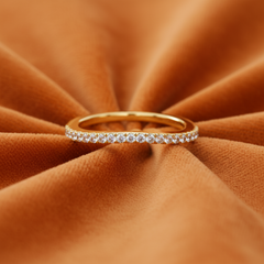 Half-Eternity Diamond