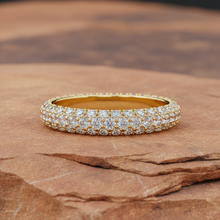Load image into Gallery viewer, Cutwork Lattice Diamond Grandeur