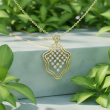 Load image into Gallery viewer, Geometric Wavy Border Diamond