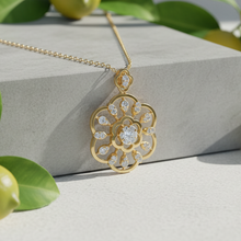 Load image into Gallery viewer, Infinite Blossom Floral Eternity Sparkle Diamond