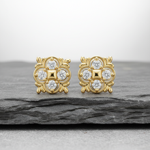 Load image into Gallery viewer, Filigree Flower Slab Scatter Diamond