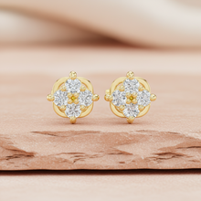 Load image into Gallery viewer, Round Form Circular Diamond Cluster