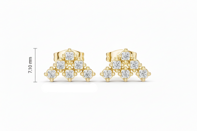 Minimalist Pyramid Tiered Apex Radiance Diamond