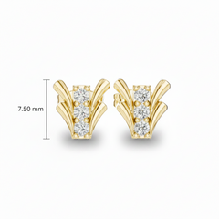 Modern Wing Cluster Three Stone Diamond