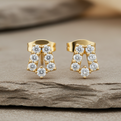 Sculpted Chevron Motif Diamond