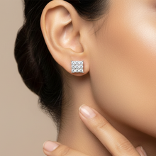 Load image into Gallery viewer, Glistening Nine-Stone Diamond Square