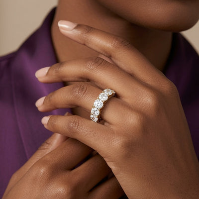 Modern Seamless Orbital Full Diamond Cover