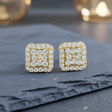 Load image into Gallery viewer, Geometric High-Clarity Square Shape Diamond