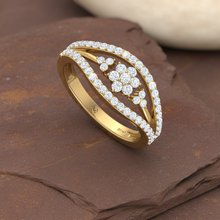 Load image into Gallery viewer, Symmetrical Triple Shank Openwork Diamond