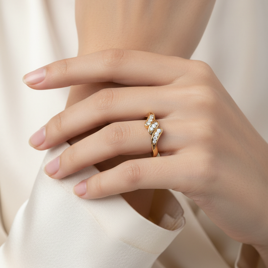 Sinuous Three-Tier Wave Diamond