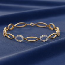 Load image into Gallery viewer, Oval and Circular Diamond Link Bracelet