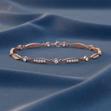 Load image into Gallery viewer, Marquise and Round Shape Diamond Link Bracelet
