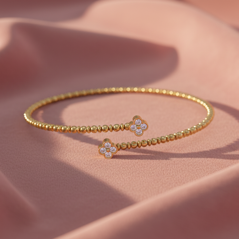 Two Flower Shape Pansak Clover Natural Diamond Glow