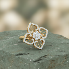 Four-Petal Mandala Flower Diamond