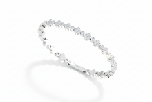 Load image into Gallery viewer, white gold