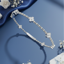 Load image into Gallery viewer, Seven Lucky Leaf Diamond