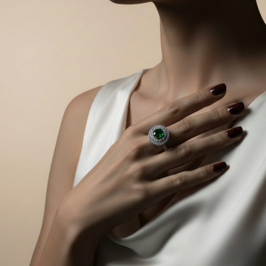 Round Cut Emerald