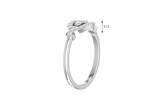 Artisan Trio-Stone Halo Side Two Linked Diamond
