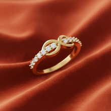 Load image into Gallery viewer, Flowing Diamond Eternal Loop Organic Infinity Fluid Feminine