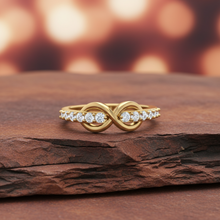 Load image into Gallery viewer, Flowing Diamond Eternal Loop Organic Infinity Fluid Feminine
