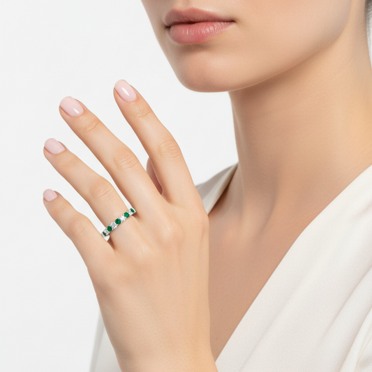 Emerald With Diamond Ten Stone Diamond
