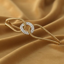 Load image into Gallery viewer, Interlocking Double-Circle Twisted Rope