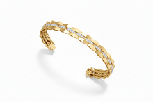 Load image into Gallery viewer, Yellow Gold