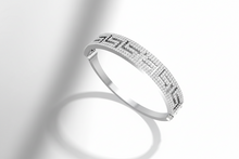 Load image into Gallery viewer, White Gold