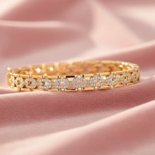 Load image into Gallery viewer, Modern Interlocking Diamond