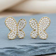 Load image into Gallery viewer, Classic Butterfly Splendor Natural Diamond